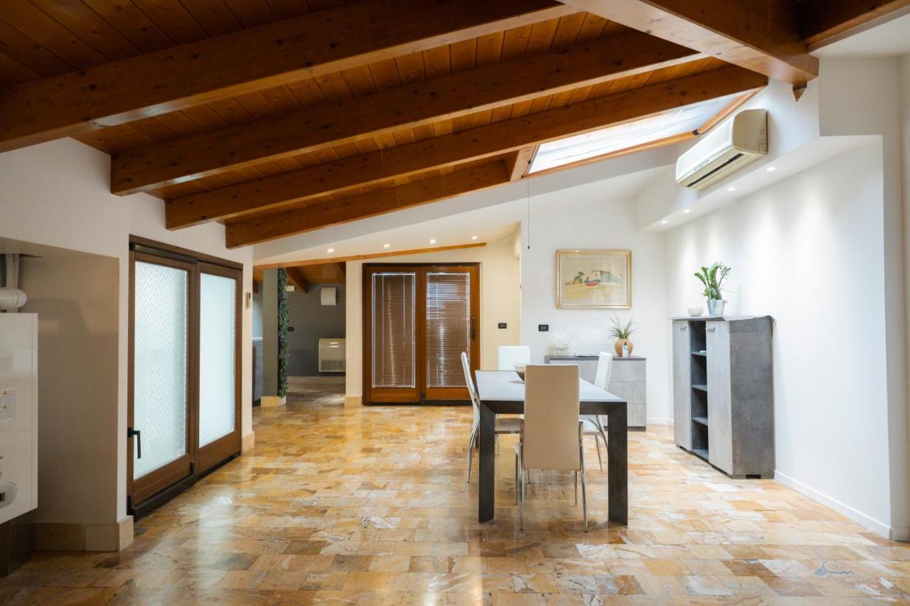 Palazzo Storico Di Nicola Bed & Breakfast *